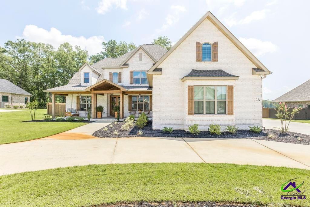 221 Bristleleaf Path, Kathleen, GA 31047