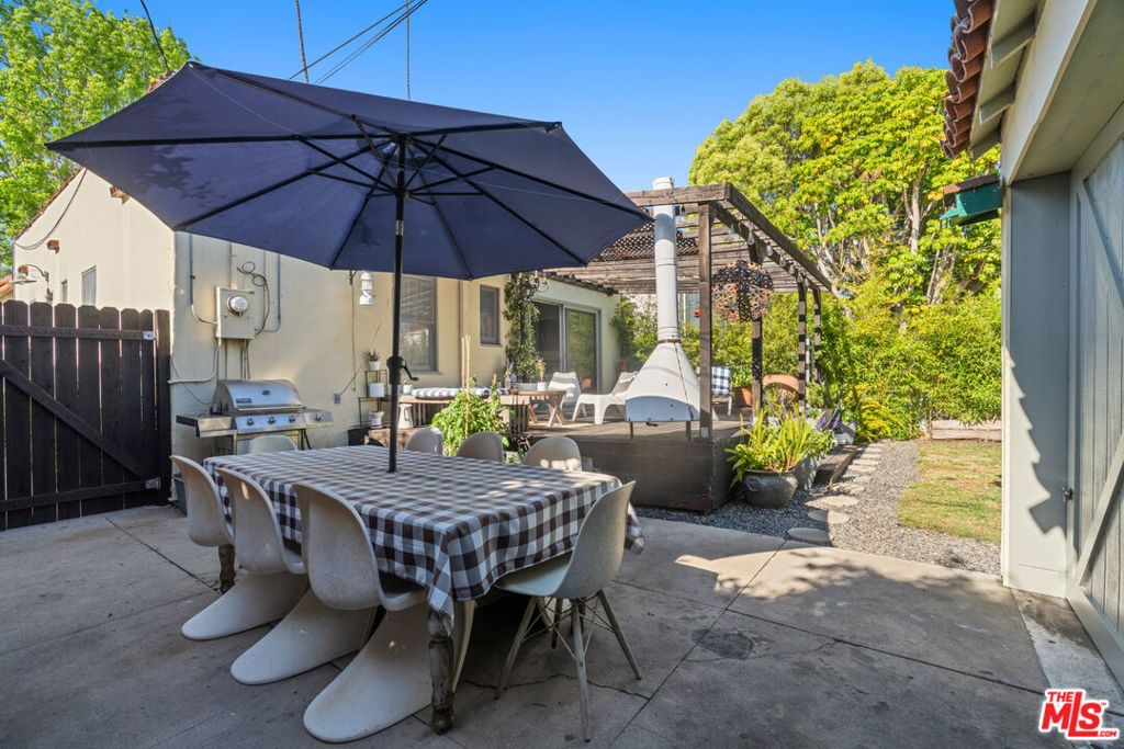 Image 30 of property listing at 1118 Grant Avenue, Venice, CA 90291