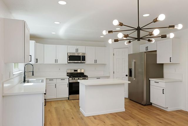 3522 Tom Ln, Stockton, CA 95206