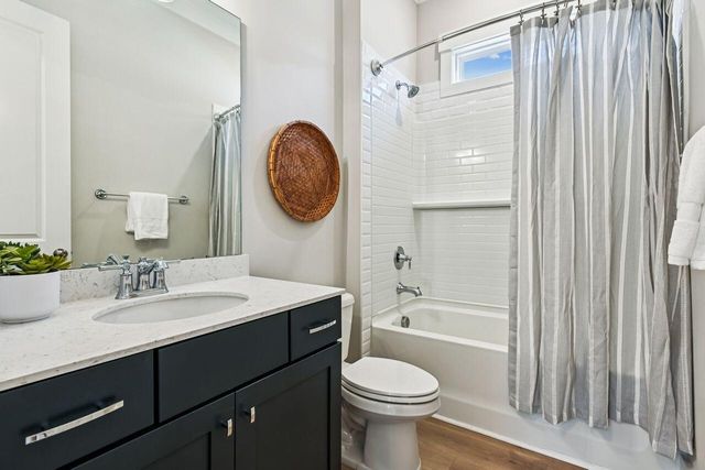 603 Blueway Avenue, Summerville, SC 29486