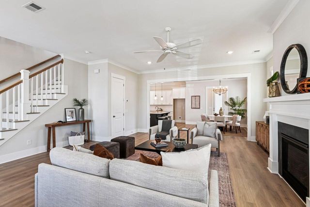 603 Blueway Avenue, Summerville, SC 29486