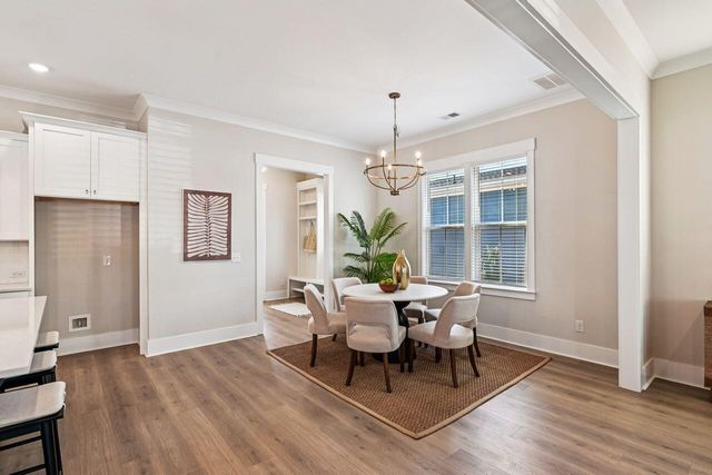 603 Blueway Avenue, Summerville, SC 29486