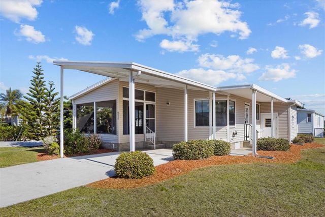 8530 Leadtree Court, Port St. Lucie, Port St Lucie, FL 34952
