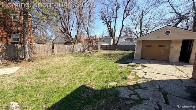 14828 Heyden Street, Detroit, MI 48223