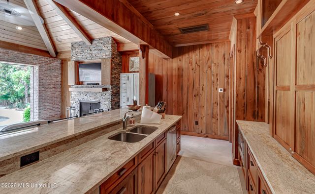 107 Carlton Boulevard, Ridgeland, MS 39157