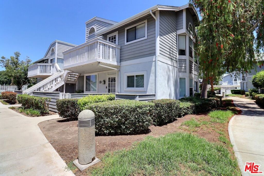 111 Remington 332, Irvine, CA 92620 — exterior