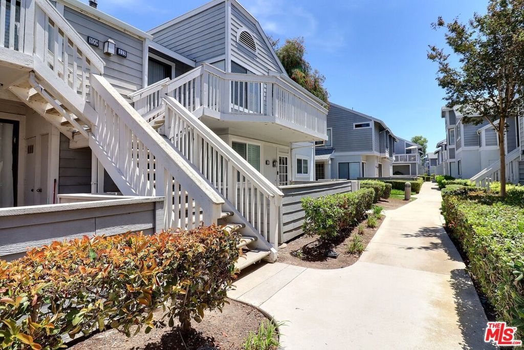 111 Remington 332, Irvine, CA 92620 — photo 3