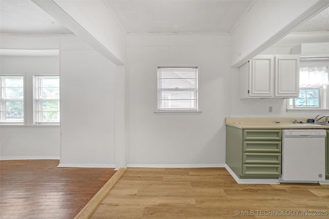 428 E 4th Street, Claremore, OK 74017