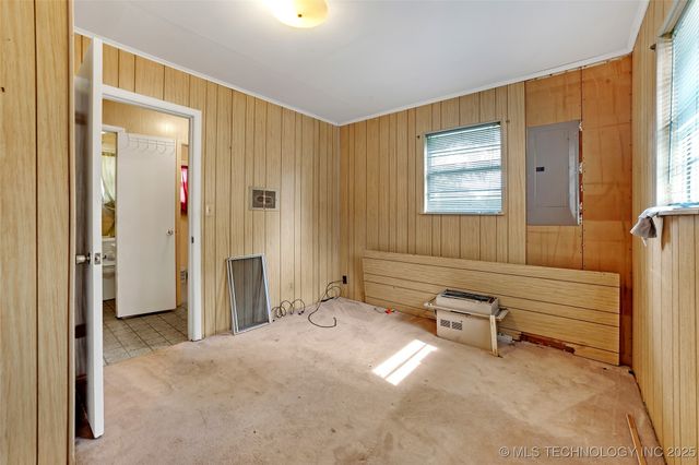 428 E 4th Street, Claremore, OK 74017