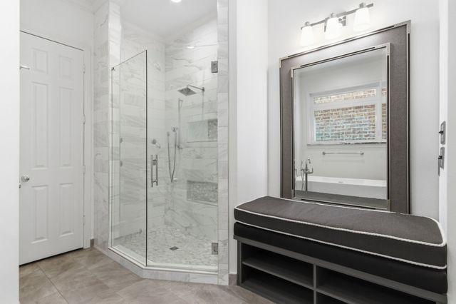 18323 Frankford Lakes Circle, Dallas, TX 75252