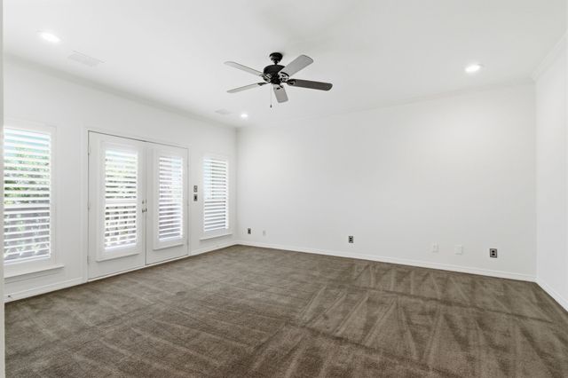 18323 Frankford Lakes Circle, Dallas, TX 75252