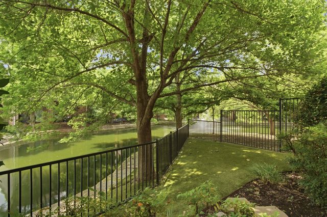 18323 Frankford Lakes Circle, Dallas, TX 75252