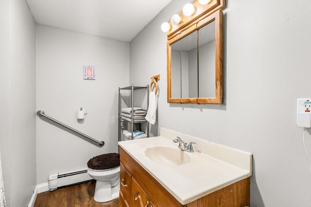 33 Jefferson St, Lawrence, MA 01843