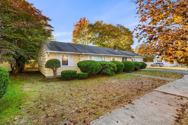 33 Jefferson St, Lawrence, MA 01843