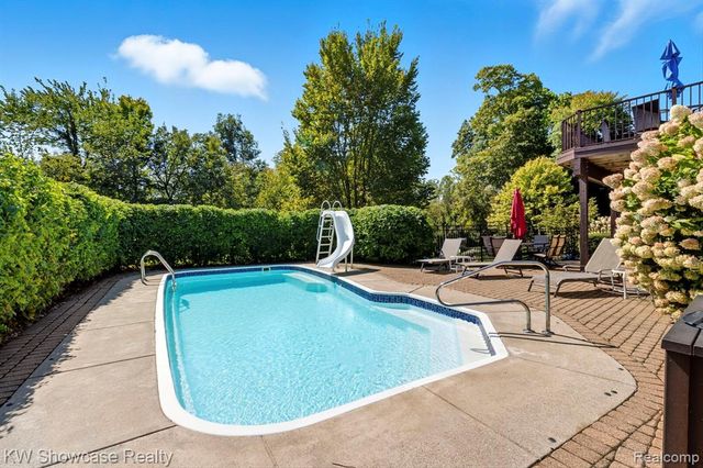 1539 Wandrei Court, Commerce Twp, MI 48382