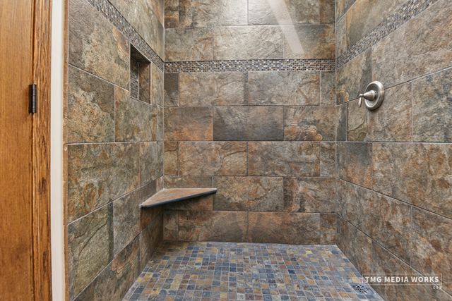 2820 Springdale Circle, Naperville, IL 60564
