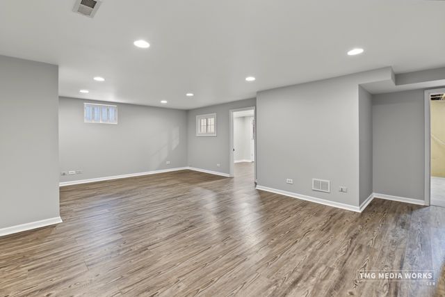 2820 Springdale Circle, Naperville, IL 60564