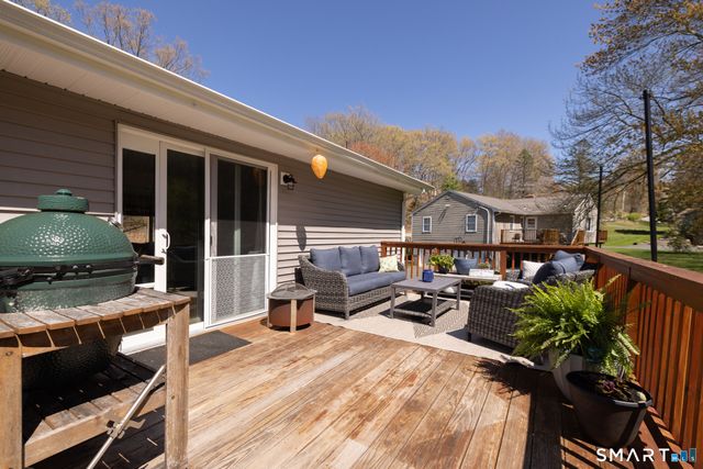 402 Ash Swamp Road, Glastonbury, CT 06033