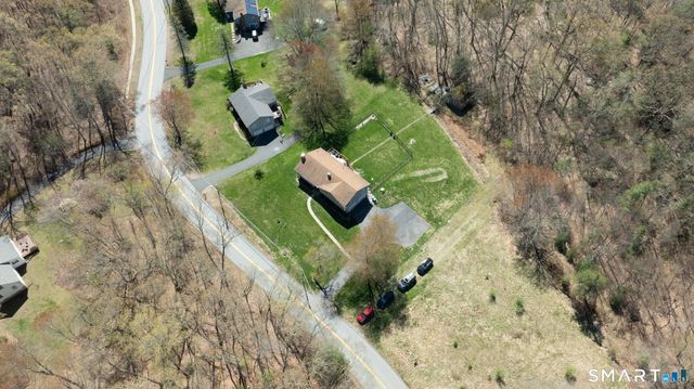 402 Ash Swamp Road, Glastonbury, CT 06033