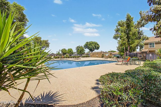 3406 W JULIE Drive 3, Phoenix, AZ 85027