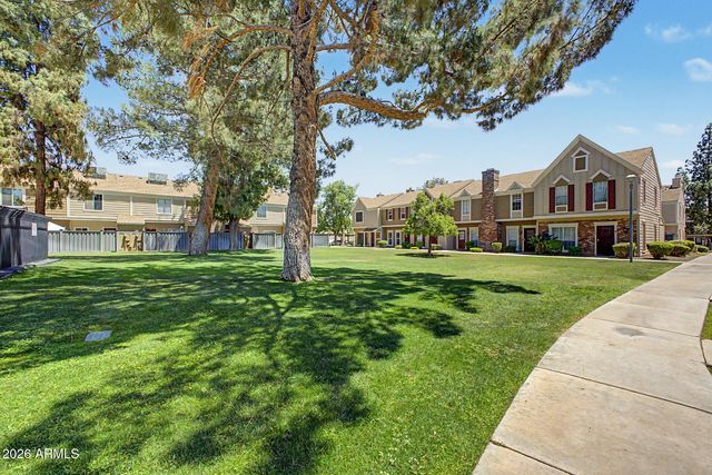 3406 W JULIE Drive 3, Phoenix, AZ 85027