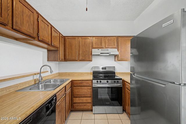 3406 W JULIE Drive 3, Phoenix, AZ 85027
