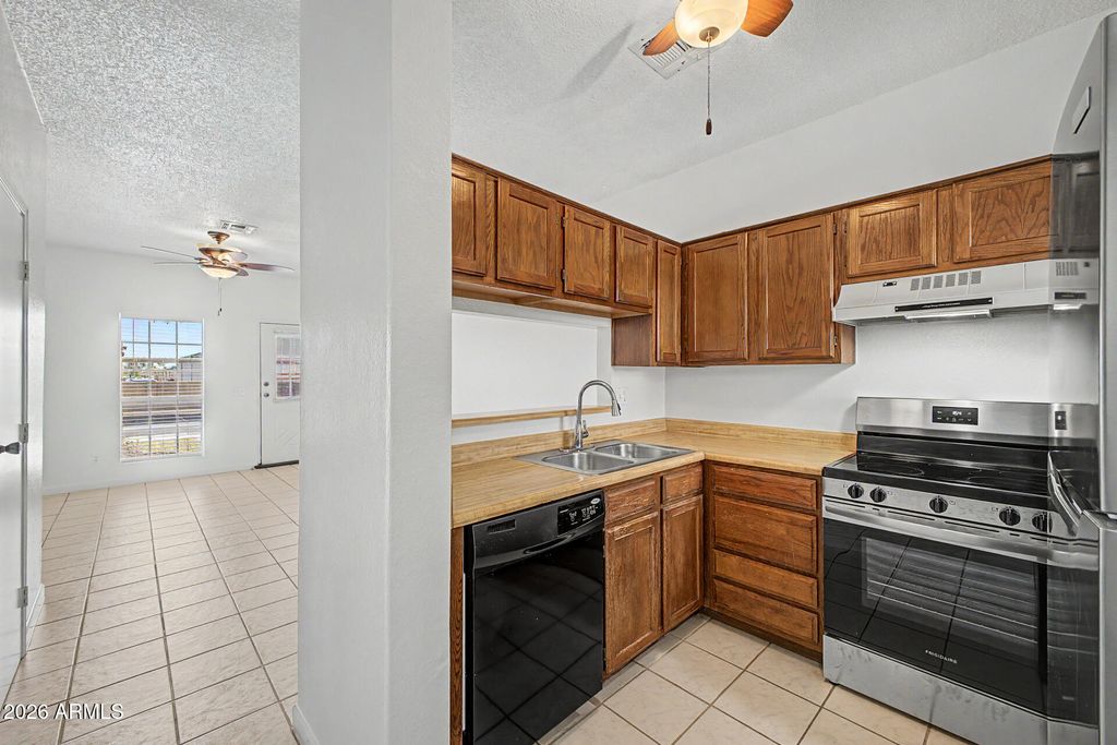 3406 W JULIE Drive 3, Phoenix, AZ 85027 — photo 3