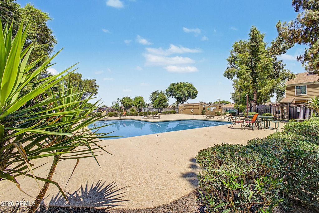 3406 W JULIE Drive 3, Phoenix, AZ 85027 — photo 5