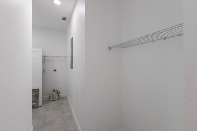 520 12TH AVENUE W, Bradenton, FL 34205