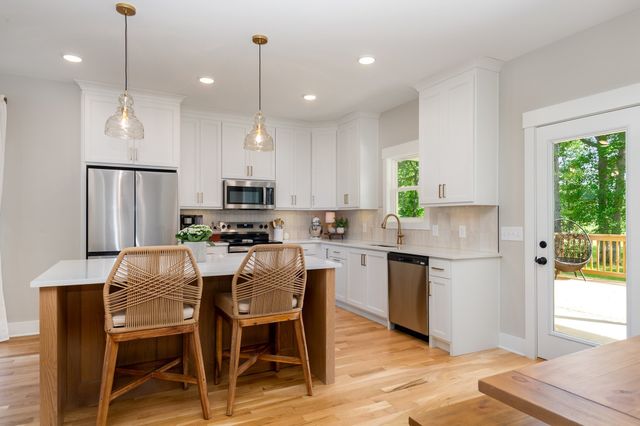 4345 S Garrett Rd, Springfield, TN 37172