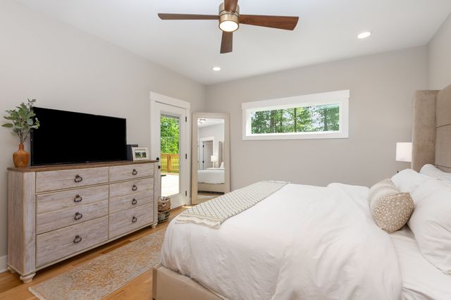 4345 S Garrett Rd, Springfield, TN 37172