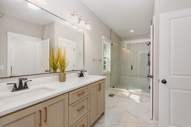 4345 S Garrett Rd, Springfield, TN 37172