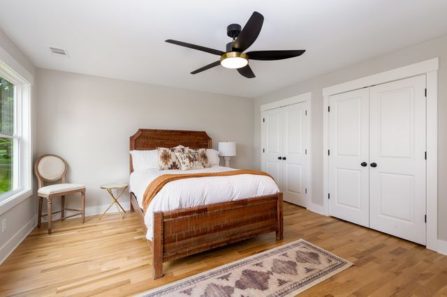 4345 S Garrett Rd, Springfield, TN 37172