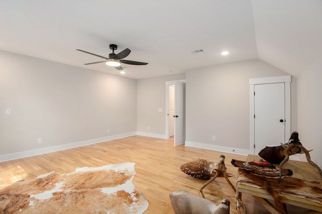 4345 S Garrett Rd, Springfield, TN 37172