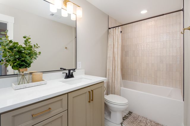 4345 S Garrett Rd, Springfield, TN 37172