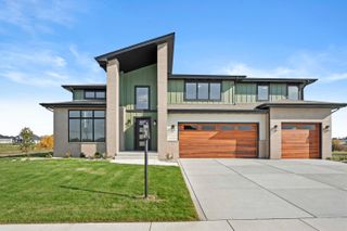 9935 Switch Grass Lane, St. John, IN 46373