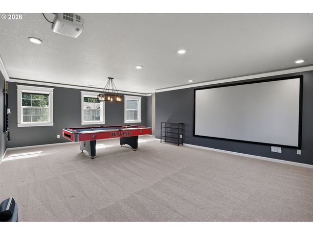 16431 WILLAMETTE VALLEY Dr, Oregon City, OR 97045