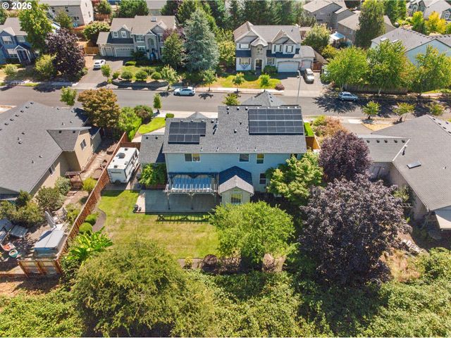 16431 WILLAMETTE VALLEY Dr, Oregon City, OR 97045