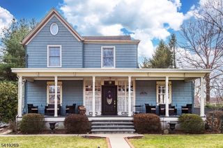 151 Washington Ave, Hillsdale Boro, NJ 07642