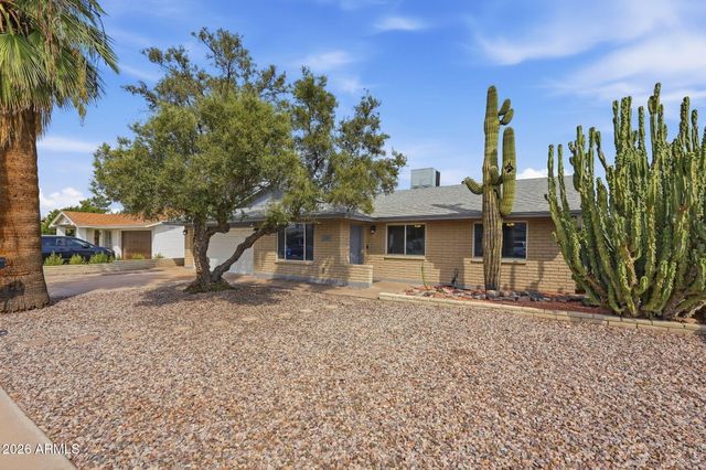 2138 E YALE Drive, Tempe, AZ 85283