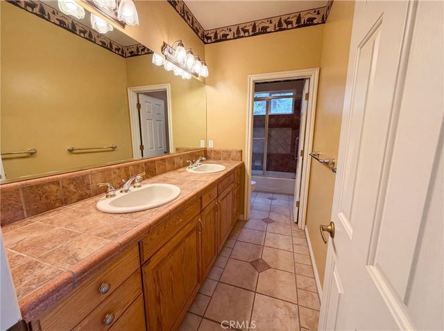 295 Fairway, Lake Arrowhead, CA 92352