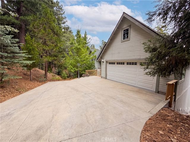 295 Fairway, Lake Arrowhead, CA 92352