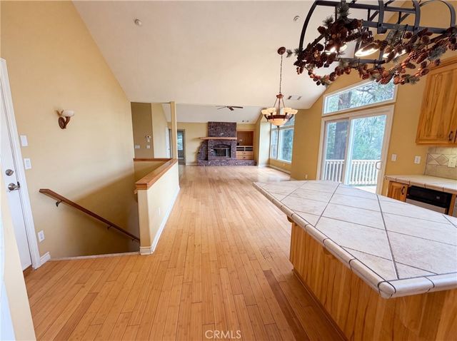 295 Fairway, Lake Arrowhead, CA 92352