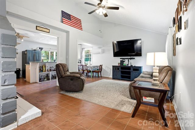 2998 Chestnut Road, Lincolnton, NC 28092