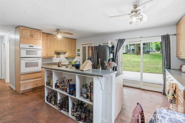 2998 Chestnut Road, Lincolnton, NC 28092