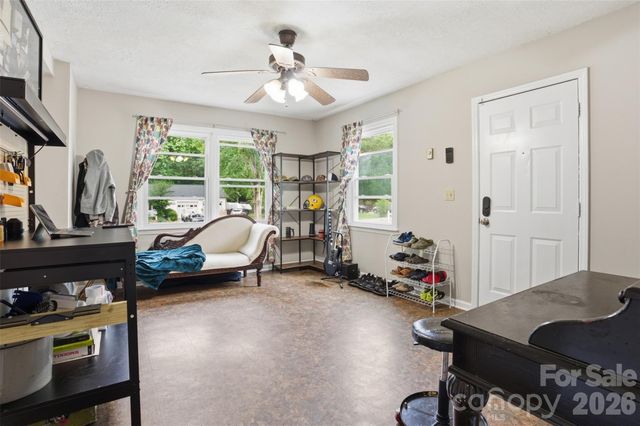2998 Chestnut Road, Lincolnton, NC 28092
