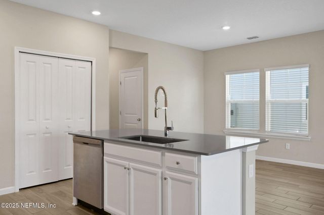 435 BORACAY Circle, St. Johns, FL 32259