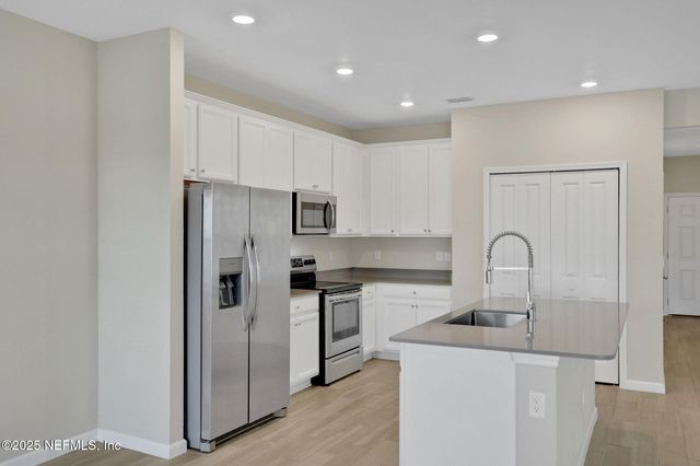 435 BORACAY Circle, St. Johns, FL 32259