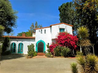 15401 Saticoy Street, Van Nuys, CA 91406