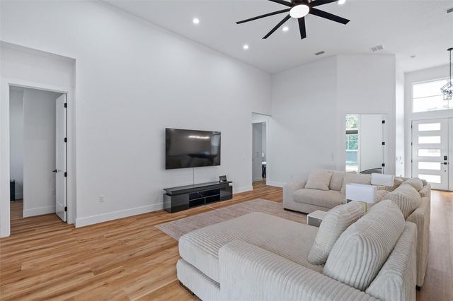 7 FORTUNE LANE, Palm Coast, FL 32137